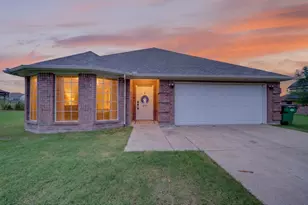 103 Avery Ln, Fate, TX 75189 - Photo 2
