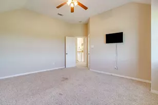 1802 Yucatan Dr, Granbury, TX 76048 - Photo 32
