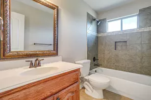 1802 Yucatan Dr, Granbury, TX 76048 - Photo 34