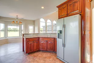 1802 Yucatan Dr, Granbury, TX 76048 - Photo 16