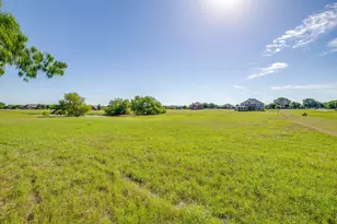 1802 Yucatan Dr, Granbury, TX 76048 - Photo 38