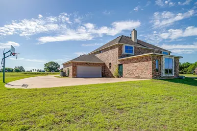1802 Yucatan Drive, Granbury, TX 76048 - Photo 40