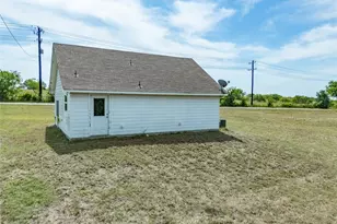 202 Co Rd 4511, Decatur, TX 76234 - Photo 18