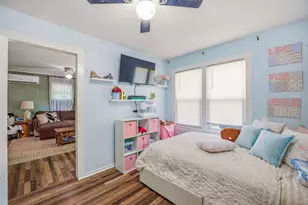 328 S Race St, Stephenville, TX 76401 - Photo 8
