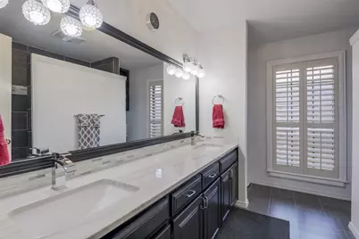 2010 Surrey Oaks Drive, Arlington, TX 76006 - Photo 22