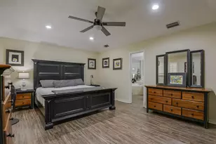 2010 Surrey Oaks Dr, Arlington, TX 76006 - Photo 26
