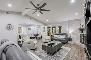 2010 Surrey Oaks Dr, Arlington, TX 76006 - Photo 18