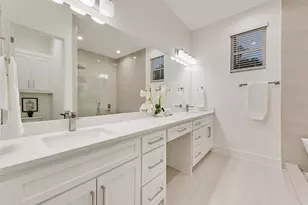 219 W Yarmouth St, Dallas, TX 75208 - Photo 16