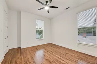 219 W Yarmouth St, Dallas, TX 75208 - Photo 12