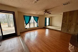 1304 W Wise St, Bowie, TX 76230 - Photo 8