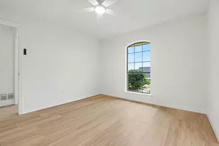 1702 Surrey Ct, Garland, TX 75043 - Photo 20