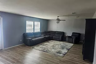 1045 Knightly Ln, Haslet, TX 76052 - Photo 4