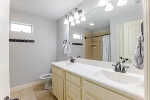 112 Camelot St, Glen Rose, TX 76043 - Photo 22