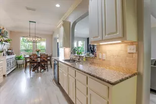 112 Camelot St, Glen Rose, TX 76043 - Photo 6