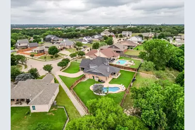 112 Camelot Street, Glen Rose, TX 76043 - Photo 36