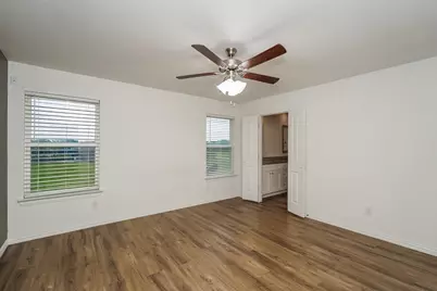 7340 Parkside Place Drive, North Richland Hills, TX 76180 - Photo 10