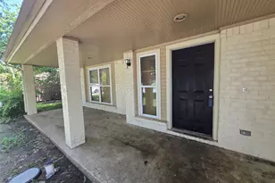 1500 Endicott Dr, Arlington, TX 76018 - Photo 2