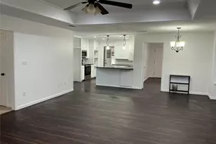 110 E Florence St, Denison, TX 75021 - Photo 2
