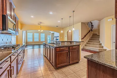 10611 Providence Drive, Frisco, TX 75035 - Photo 14