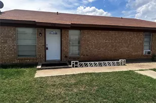 728 Redbird Ln, Abilene, TX 79605 - Photo 2