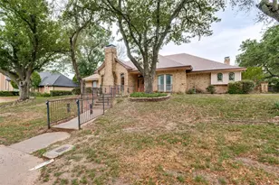 1503 Green Tree Ln, Duncanville, TX 75137 - Photo 2