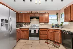 601 Westmeadow Dr, Cleburne, TX 76033 - Photo 8
