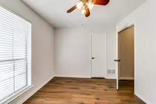 6611 Mimms Dr, Dallas, TX 75252 - Photo 18