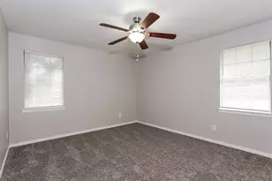 115 Brook Hollow Dr, DeSoto, TX 75115 - Photo 14