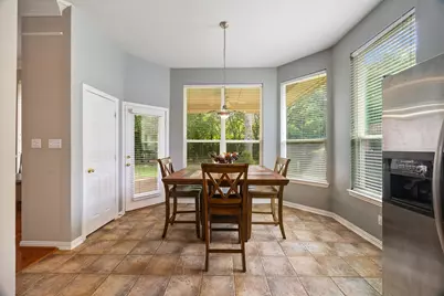 6211 Parkside Drive, Arlington, TX 76001 - Photo 14