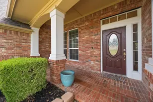 6211 Parkside Dr, Arlington, TX 76001 - Photo 2