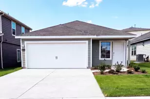 1627 Blaire Dr, Tyler, TX 75702 - Photo 1
