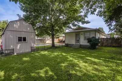 741 Cullum Avenue, Hurst, TX 76053 - Photo 26