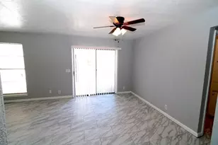 9821 Bluffcreek Dr, Dallas, TX 75227 - Photo 2