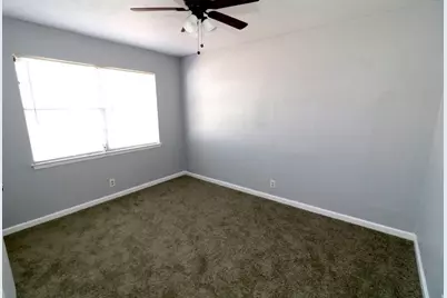 9821 Bluffcreek Drive, Dallas, TX 75227 - Photo 6