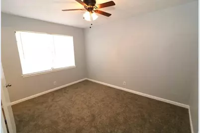 9821 Bluffcreek Drive, Dallas, TX 75227 - Photo 10