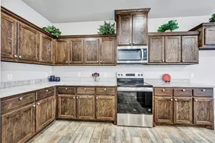 2107 Hemphill St, Greenville, TX 75401 - Photo 8