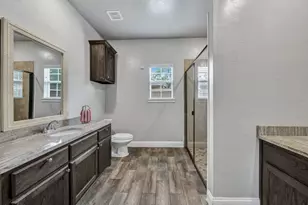 2107 Hemphill St, Greenville, TX 75401 - Photo 16