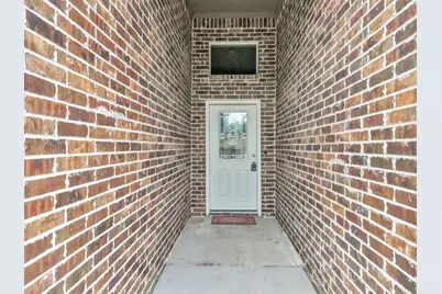 2107 Hemphill Street, Greenville, TX 75401 - Photo 2