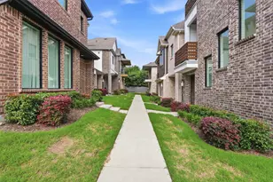 8116 Radnor Rd, Dallas, TX 75231 - Photo 4