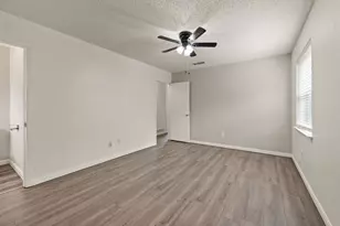 1904 Westover Dr, Arlington, TX 76015 - Photo 6