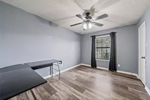 308 Texas Ave, Hewitt, TX 76643 - Photo 14