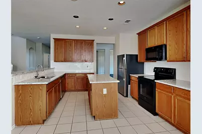 2707 Whisper Court, Mansfield, TX 76063 - Photo 4
