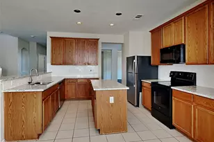 2707 Whisper Ct, Mansfield, TX 76063 - Photo 4