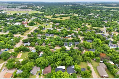 205 Thompson Street, Waxahachie, TX 75165 - Photo 14