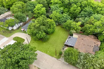 205 Thompson Street, Waxahachie, TX 75165 - Photo 8