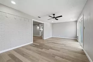 1909 Schumac Ln, Bedford, TX 76022 - Photo 14