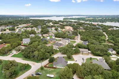2601 Houston Court, Granbury, TX 76048 - Photo 34