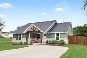 2601 Houston Ct, Granbury, TX 76048 - Photo 4