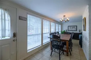 109 N Lois Ln, Richardson, TX 75081 - Photo 14