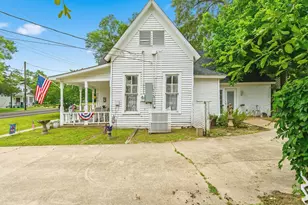 911 N Main St, Winnsboro, TX 75494 - Photo 4
